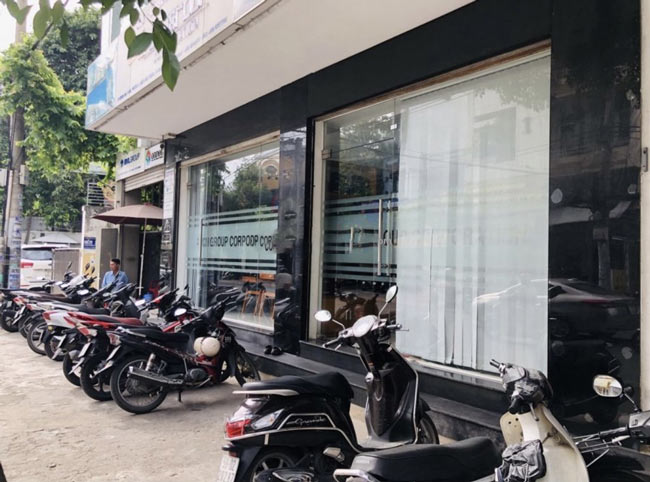 mặt bằng c&oacute; chỗ để xe