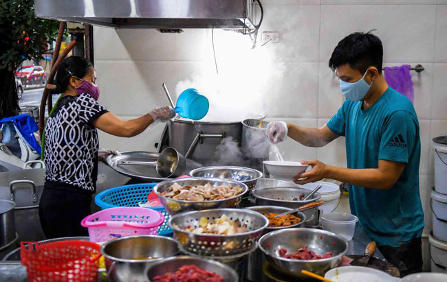 nguy&ecirc;n liệu qu&aacute;n phở