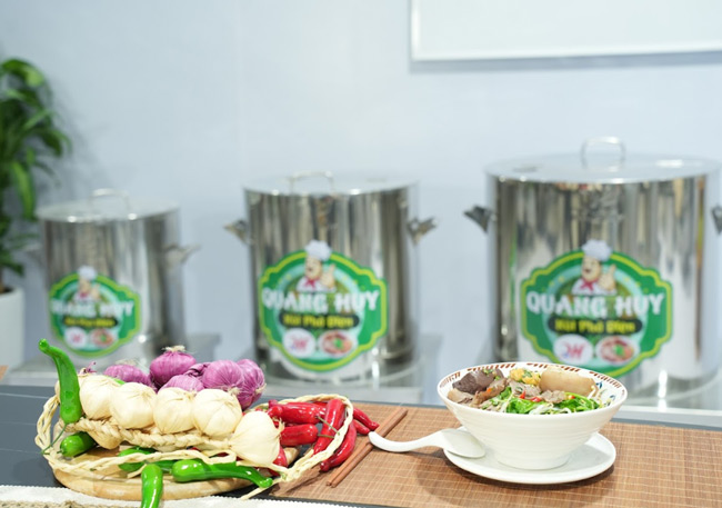 lựa chọn nồi phở điện