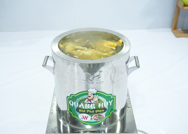 nồi phở chế biến nhanh